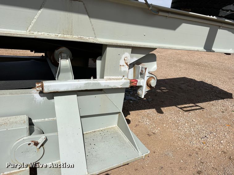 image for item DR5566 1985 Kolberg  sand trailer