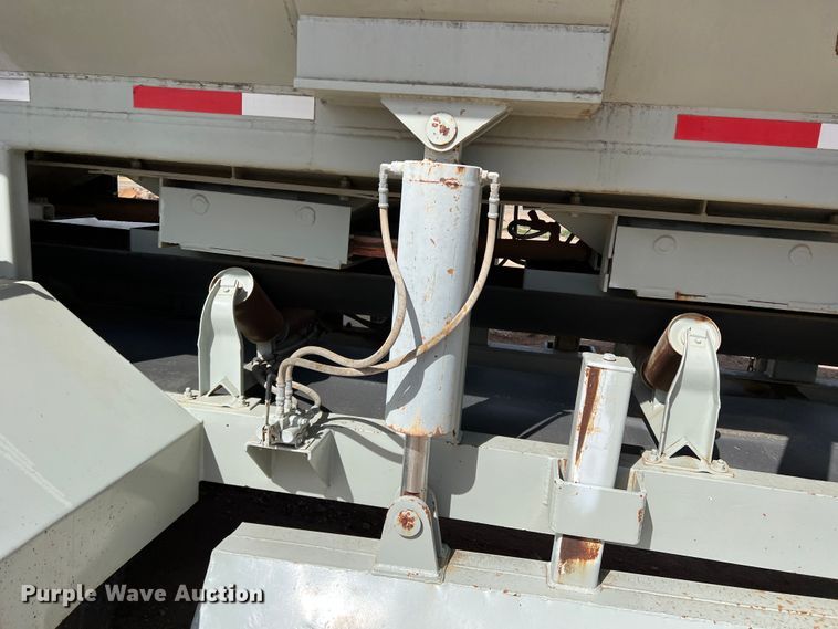 image for item DR5566 1985 Kolberg  sand trailer