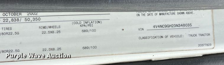 image for item DR5619 2003 Volvo  semi truck