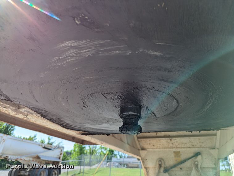 image for item DR6942 2013 Armor Lite SBD-40  bottom dump trailer