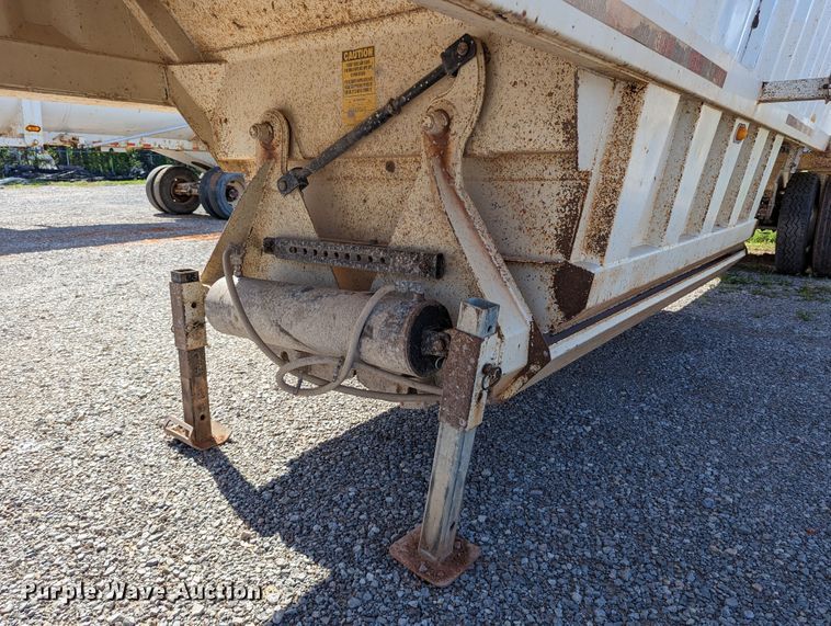 image for item DR6942 2013 Armor Lite SBD-40  bottom dump trailer
