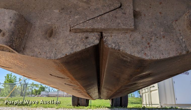 image for item DR6942 2013 Armor Lite SBD-40  bottom dump trailer