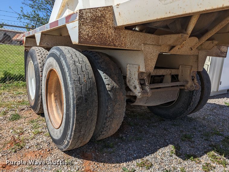 image for item DR6942 2013 Armor Lite SBD-40  bottom dump trailer