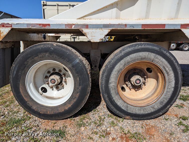 image for item DR6942 2013 Armor Lite SBD-40  bottom dump trailer