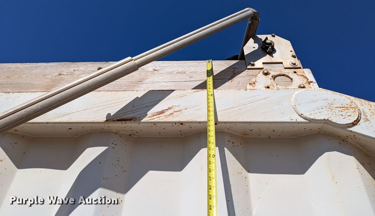 image for item DR6942 2013 Armor Lite SBD-40  bottom dump trailer