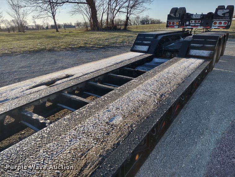 image for item DR8168 2014 Trail King TK110HDG-533  lowboy equipment trailer