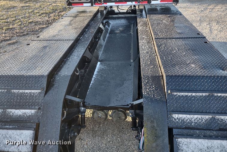 image for item DR8168 2014 Trail King TK110HDG-533  lowboy equipment trailer