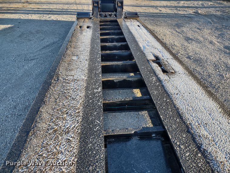 image for item DR8168 2014 Trail King TK110HDG-533  lowboy equipment trailer