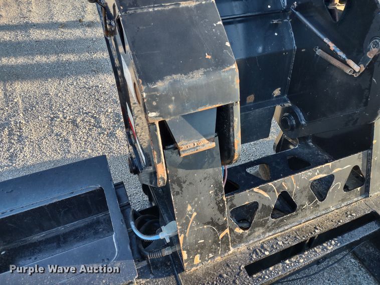 image for item DR8168 2014 Trail King TK110HDG-533  lowboy equipment trailer