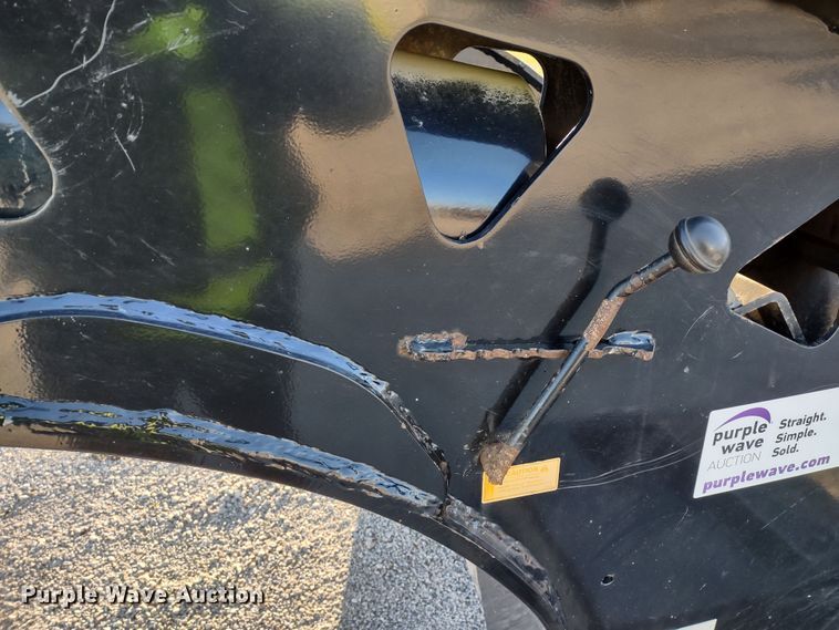 image for item DR8168 2014 Trail King TK110HDG-533  lowboy equipment trailer