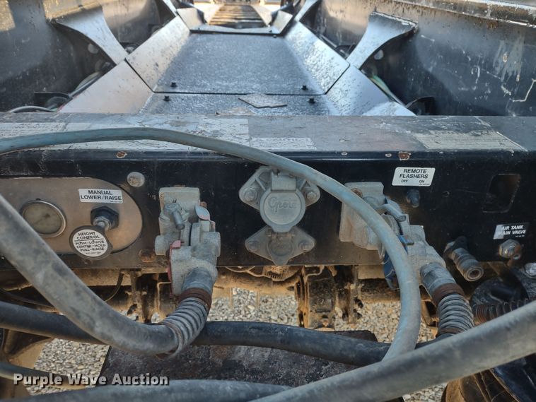 image for item DR8168 2014 Trail King TK110HDG-533  lowboy equipment trailer