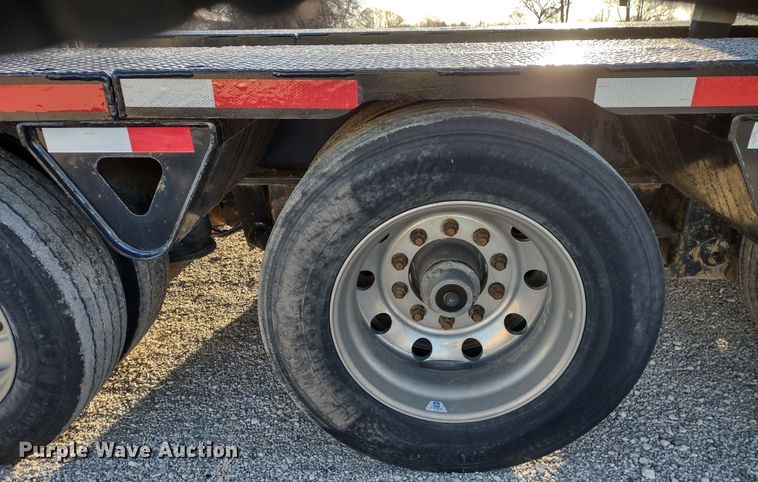 image for item DR8168 2014 Trail King TK110HDG-533  lowboy equipment trailer