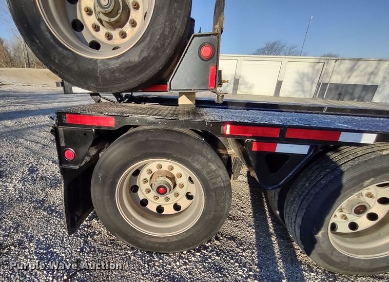 image for item DR8168 2014 Trail King TK110HDG-533  lowboy equipment trailer