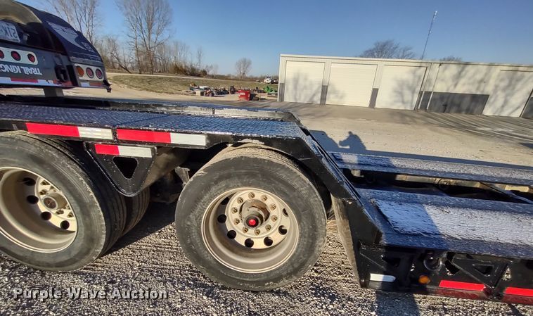 image for item DR8168 2014 Trail King TK110HDG-533  lowboy equipment trailer