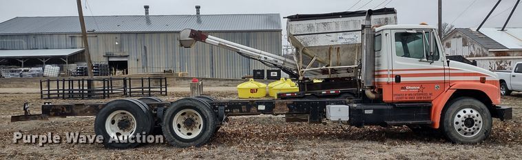 image for item DR8179 1997 Freightliner FL80  truck cab and chassis