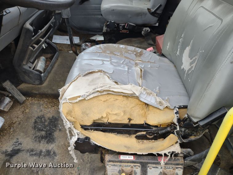 image for item DR8179 1997 Freightliner FL80  truck cab and chassis