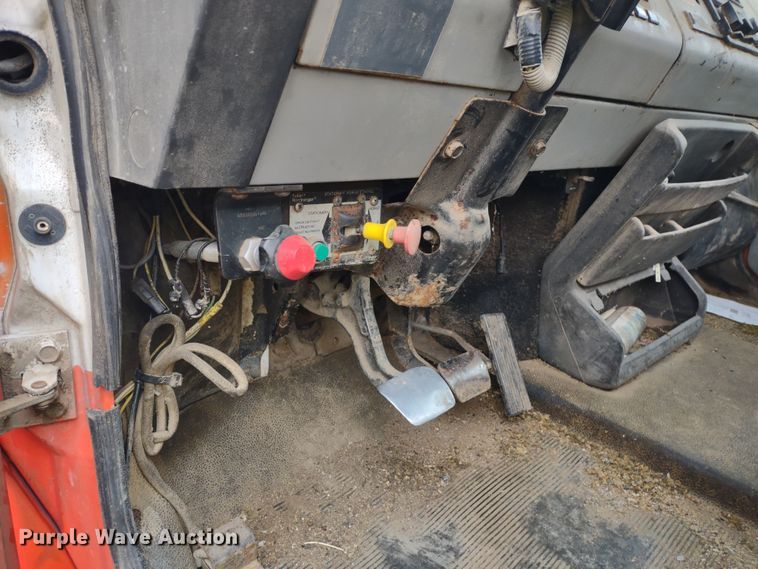 image for item DR8179 1997 Freightliner FL80  truck cab and chassis