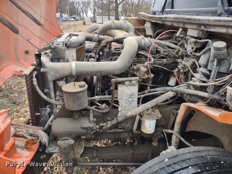 image for item DR8179 1997 Freightliner FL80  truck cab and chassis