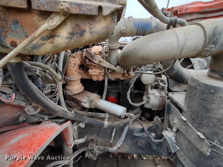 image for item DR8179 1997 Freightliner FL80  truck cab and chassis