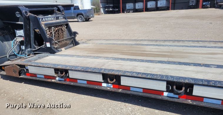 image for item FC9209 2011 Landoll Hauloll 835  lowboy equipment trailer