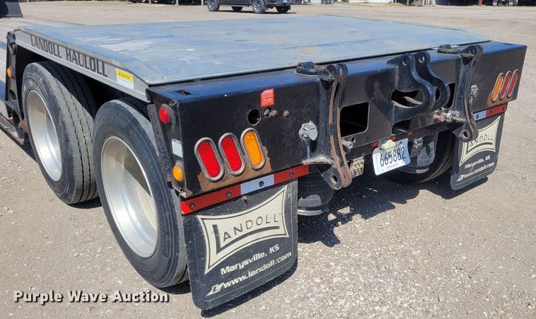 image for item FC9209 2011 Landoll Hauloll 835  lowboy equipment trailer