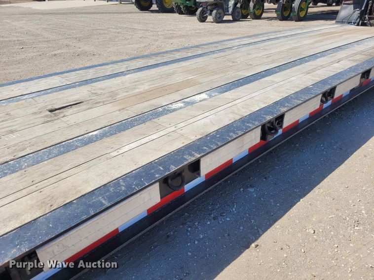 image for item FC9209 2011 Landoll Hauloll 835  lowboy equipment trailer