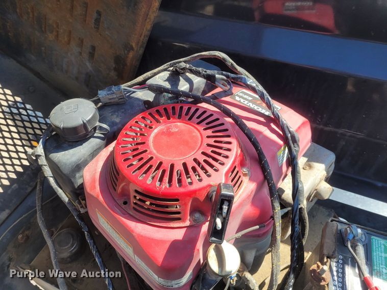 image for item FC9209 2011 Landoll Hauloll 835  lowboy equipment trailer