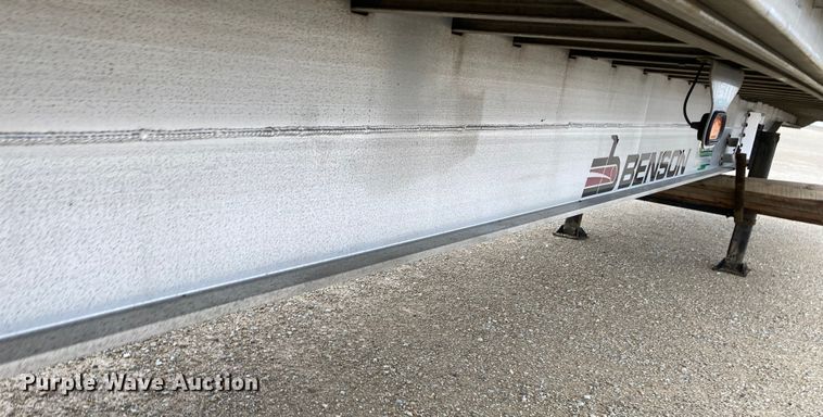 image for item HN9855 2012 Transcraft Benson AF53102-2-524  flatbed trailer