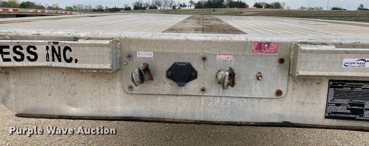 image for item HN9856 2012 Transcraft Benson AF53102-2-524  flatbed trailer