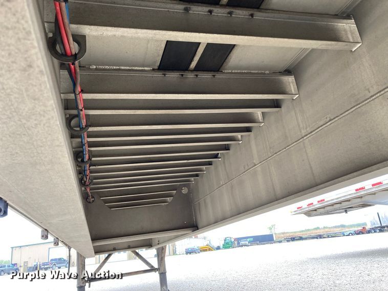 image for item HN9856 2012 Transcraft Benson AF53102-2-524  flatbed trailer