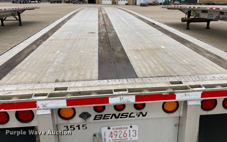 image for item HN9856 2012 Transcraft Benson AF53102-2-524  flatbed trailer