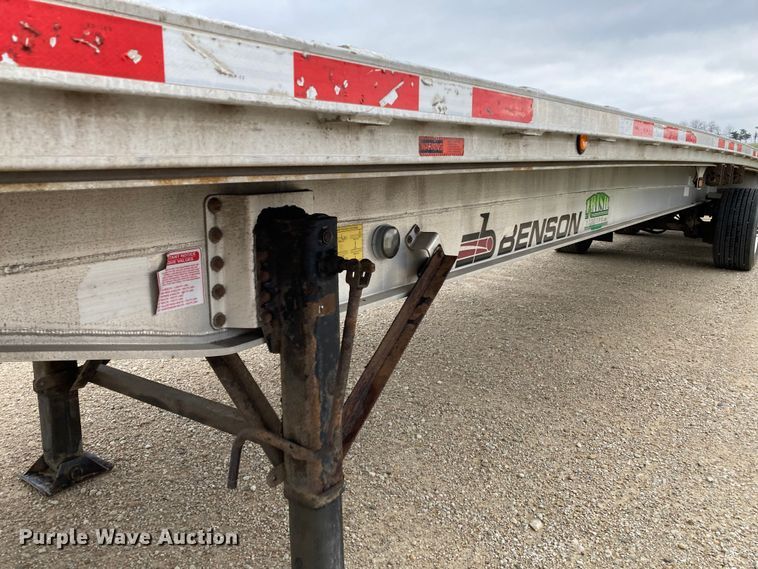 image for item HN9857 2013 Transcraft Benson AF53102-2-524  flatbed trailer
