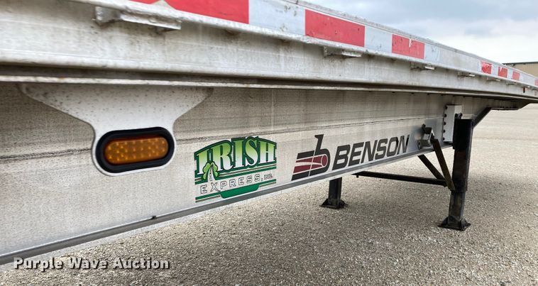 image for item HN9857 2013 Transcraft Benson AF53102-2-524  flatbed trailer