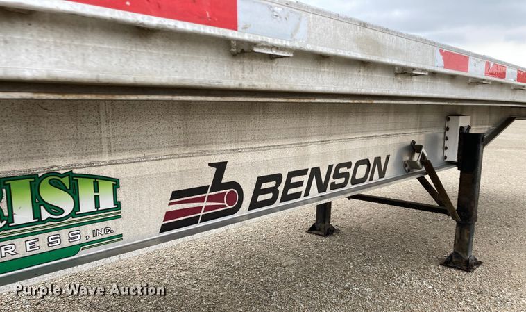 image for item HN9857 2013 Transcraft Benson AF53102-2-524  flatbed trailer