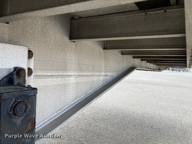 image for item HN9857 2013 Transcraft Benson AF53102-2-524  flatbed trailer