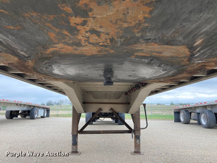 image for item HN9858 2013 Transcraft Benson AF53102-2-524  flatbed trailer