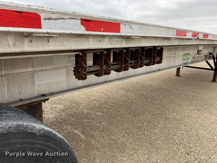 image for item HN9858 2013 Transcraft Benson AF53102-2-524  flatbed trailer