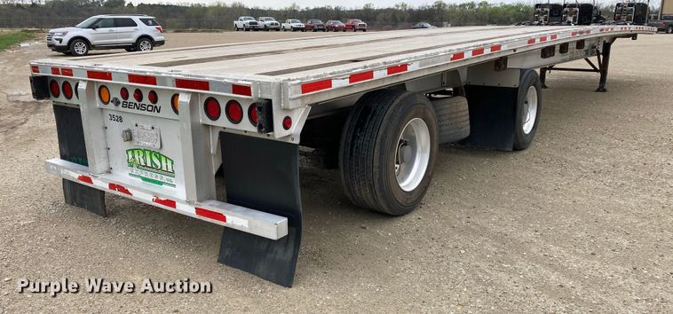 image for item HN9859 2013 Transcraft Benson AF53102-2-524  flatbed trailer