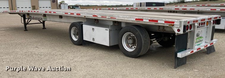 image for item HN9859 2013 Transcraft Benson AF53102-2-524  flatbed trailer