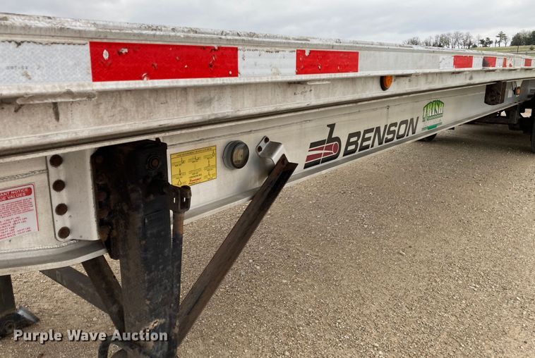 image for item HN9859 2013 Transcraft Benson AF53102-2-524  flatbed trailer