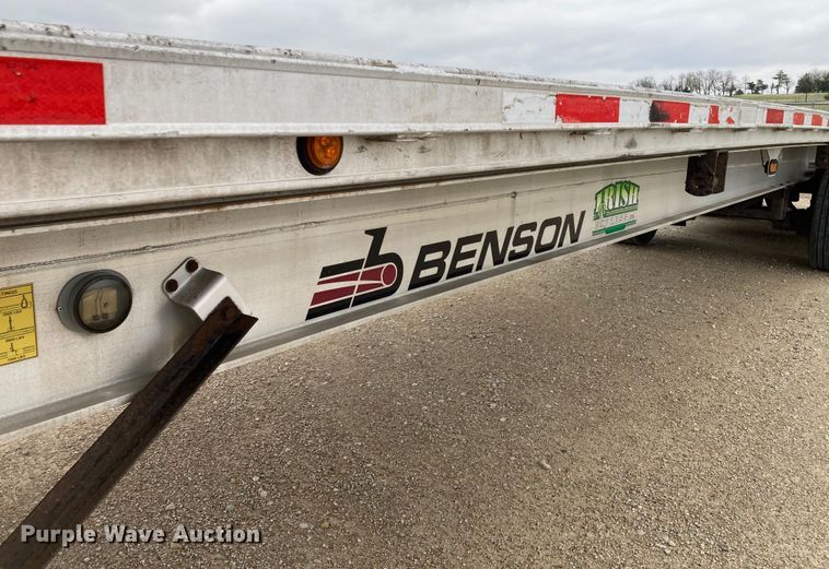 image for item HN9859 2013 Transcraft Benson AF53102-2-524  flatbed trailer