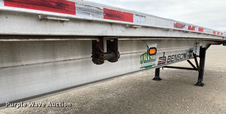 image for item HN9859 2013 Transcraft Benson AF53102-2-524  flatbed trailer