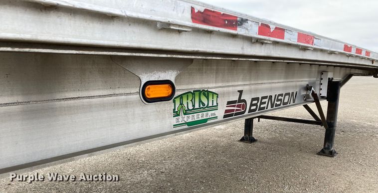 image for item HN9859 2013 Transcraft Benson AF53102-2-524  flatbed trailer