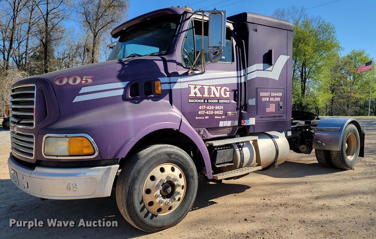 image for item HP9728 2000 Sterling A-Line  semi truck