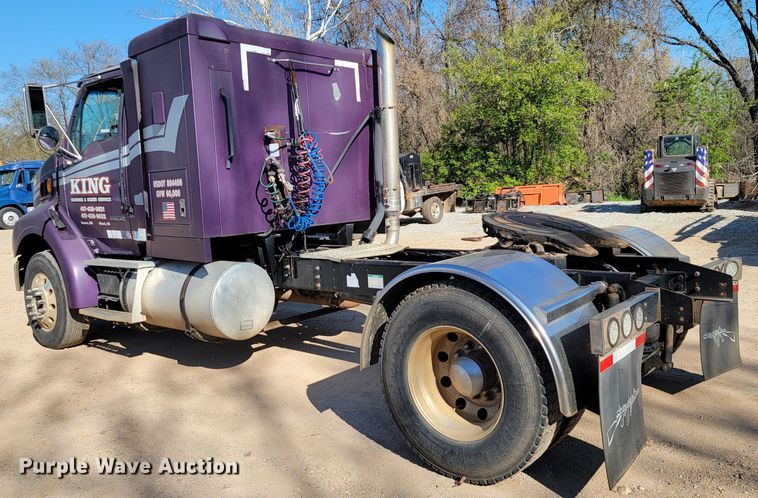 image for item HP9728 2000 Sterling A-Line  semi truck