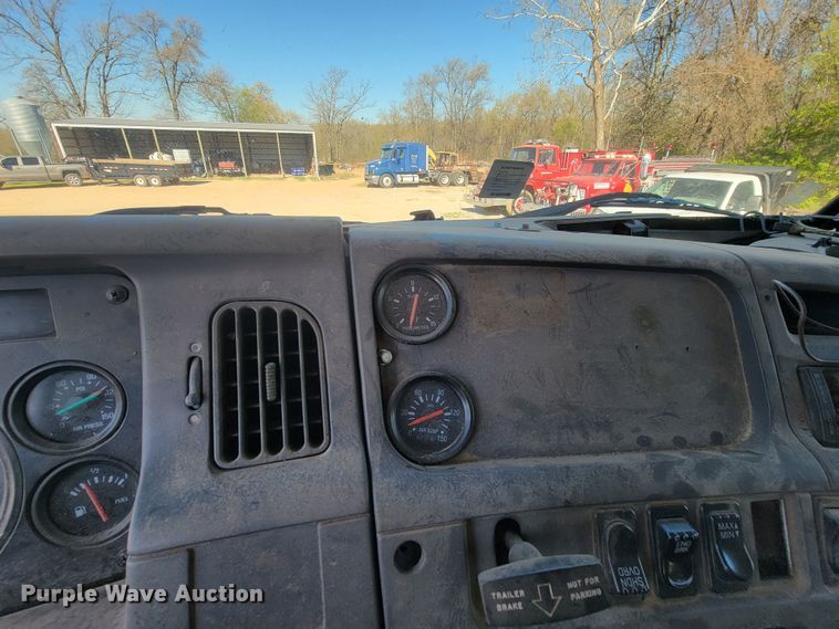 image for item HP9728 2000 Sterling A-Line  semi truck