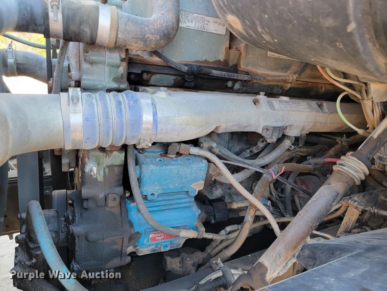 image for item HP9728 2000 Sterling A-Line  semi truck