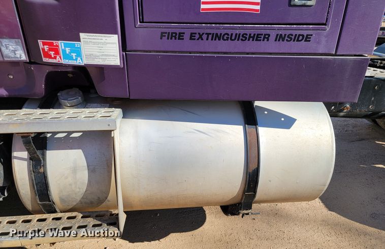 image for item HP9728 2000 Sterling A-Line  semi truck