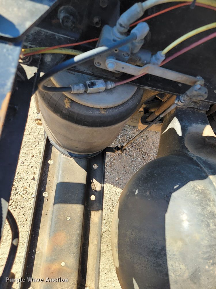 image for item HP9728 2000 Sterling A-Line  semi truck