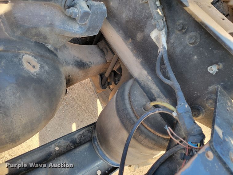 image for item HP9728 2000 Sterling A-Line  semi truck